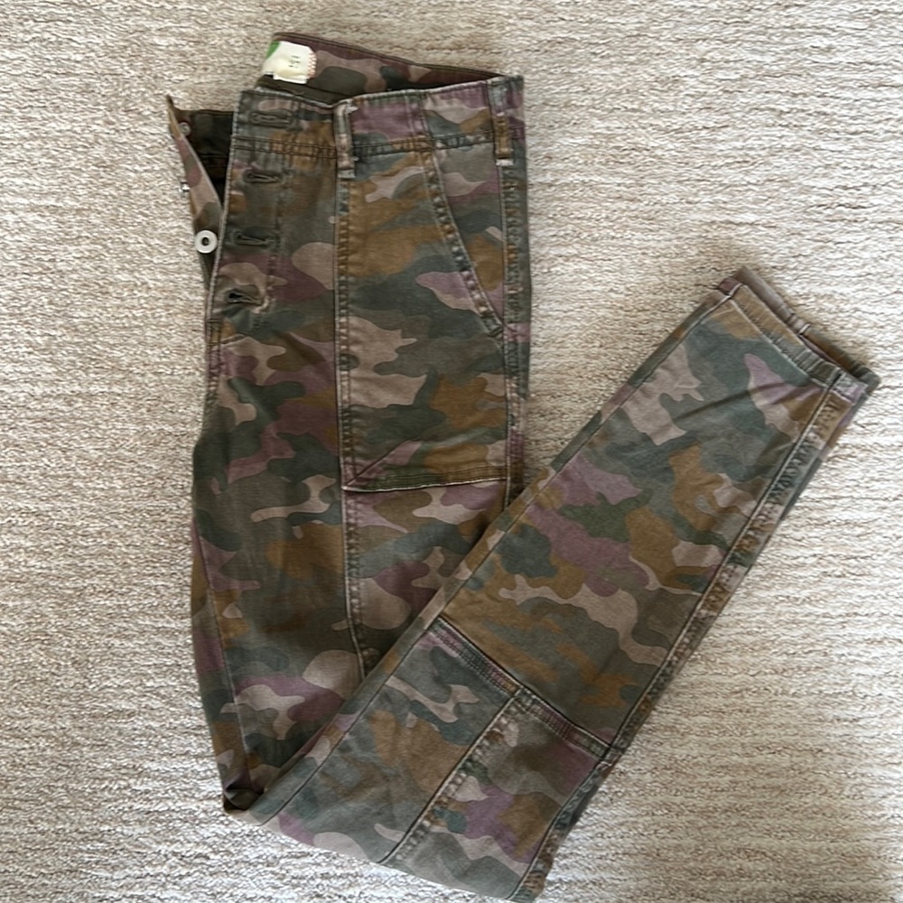 Anthropologie camouflage skinny jeans